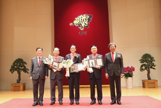 高麗大學(xué)誕辰119周年慶典暨古民族節(jié)